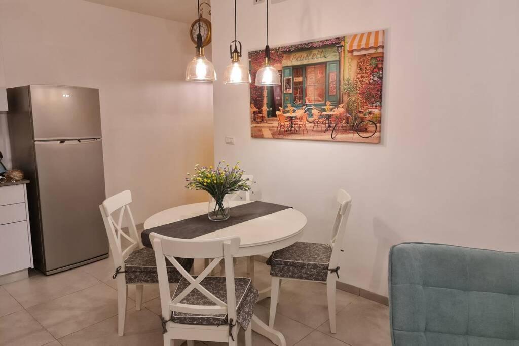 נוף הארבל עם חלון לכינרת Apartment Мигдал Екстериор снимка
