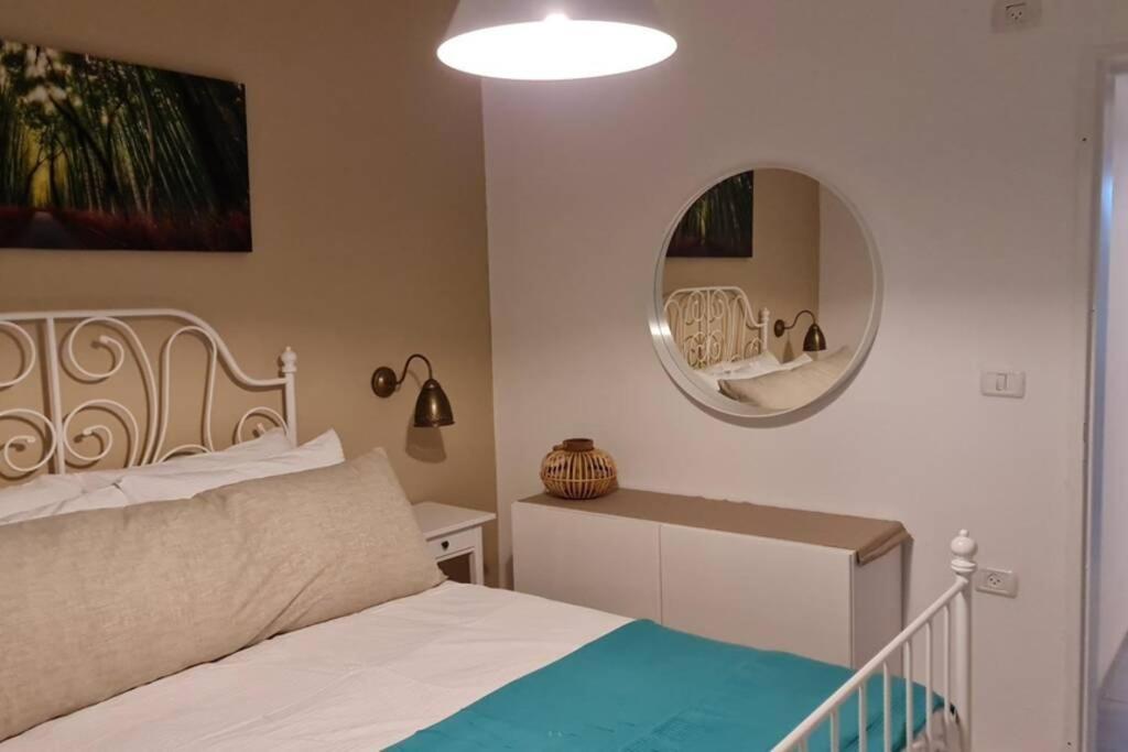 נוף הארבל עם חלון לכינרת Apartment Мигдал Екстериор снимка