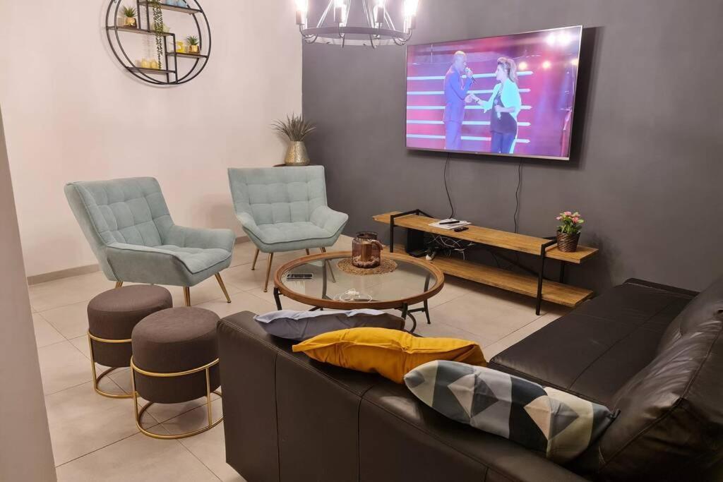נוף הארבל עם חלון לכינרת Apartment Мигдал Екстериор снимка